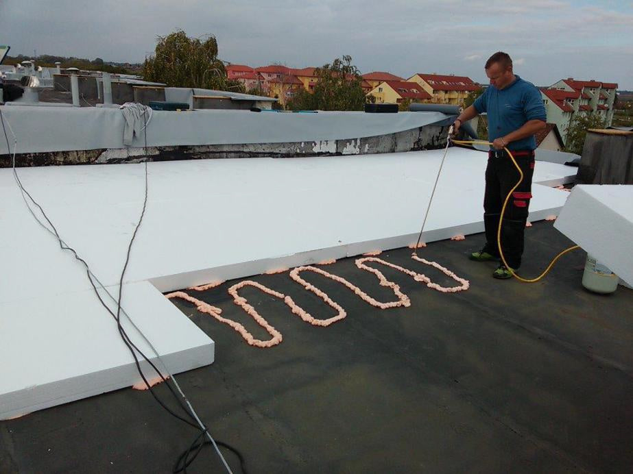 Lepidlo na izoláciu ROOF 330
